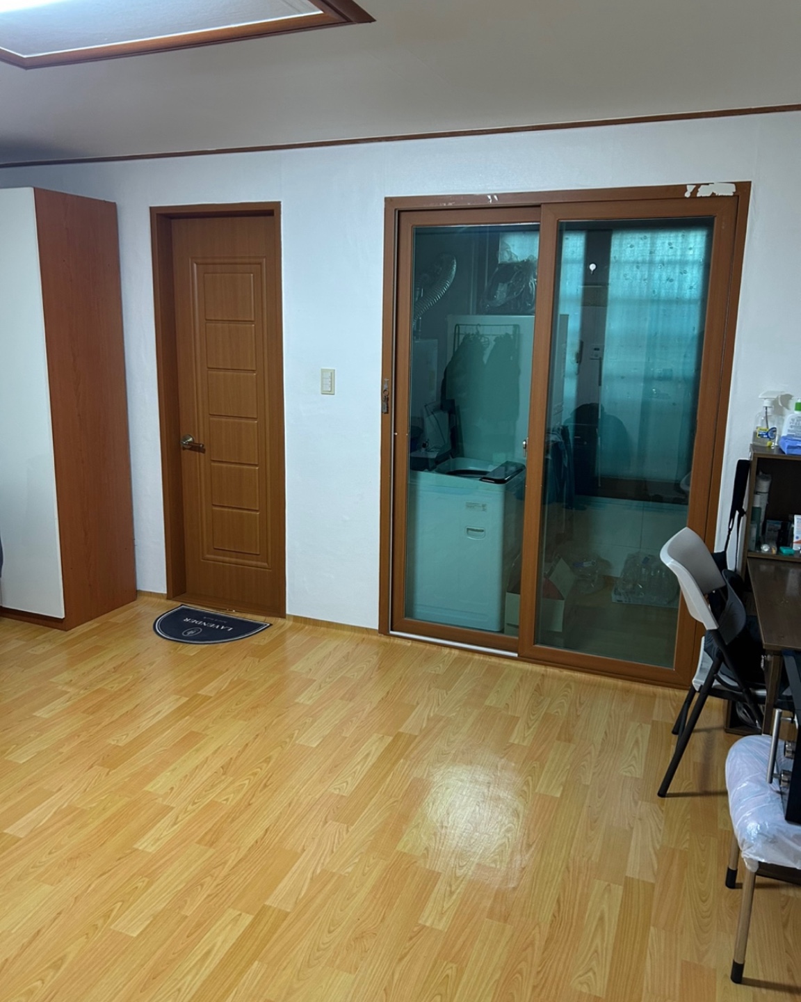 (신정문) 학교에 매우 가깝고 방이 넓은 원룸 (7월1일 입주가능) 게시글 썸네일